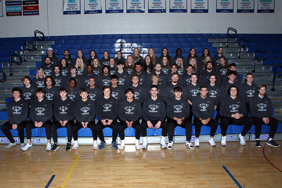 2022-23 Men's and Women's Track and Field Team 
