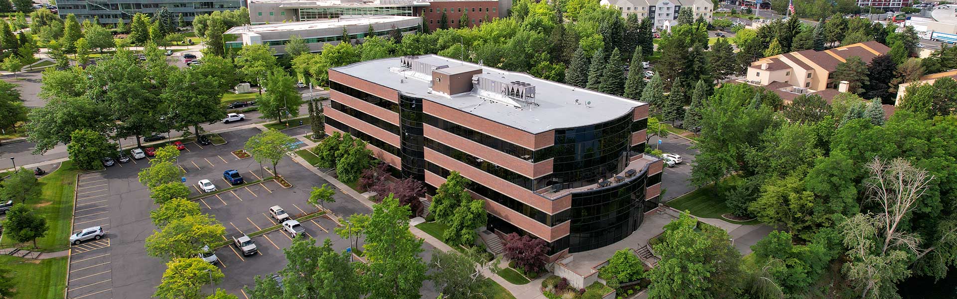 Drone view of Spokane Colleges Riverpoint 1 building 