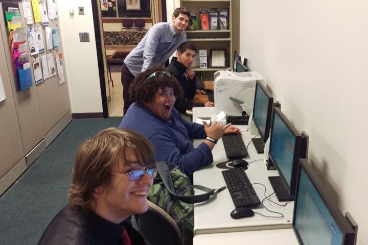 Students using computers in the Career and Community Engagement Center